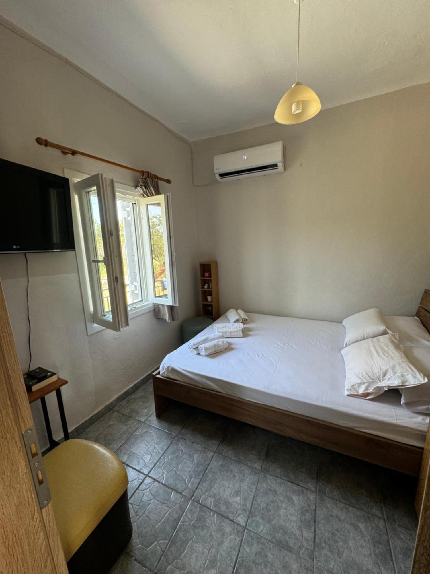 Dimitri'S Apartment 바테라 외부 사진